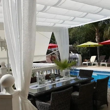 Holiday home Villa Am Meer,Grosser Pool,4 Sz,Naehe Strand Undcity