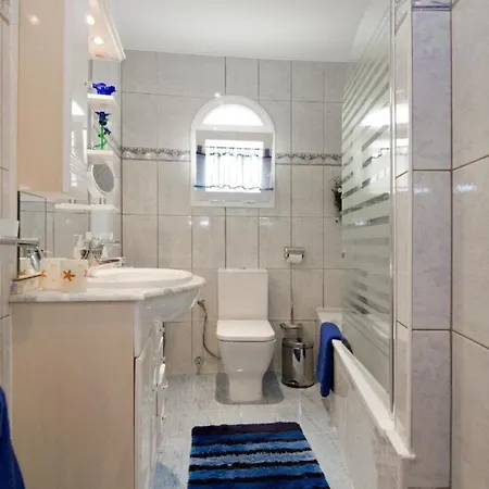 Villa Am Meer,Grosser Pool,4 Sz,Naehe Strand Undcity Holiday home *